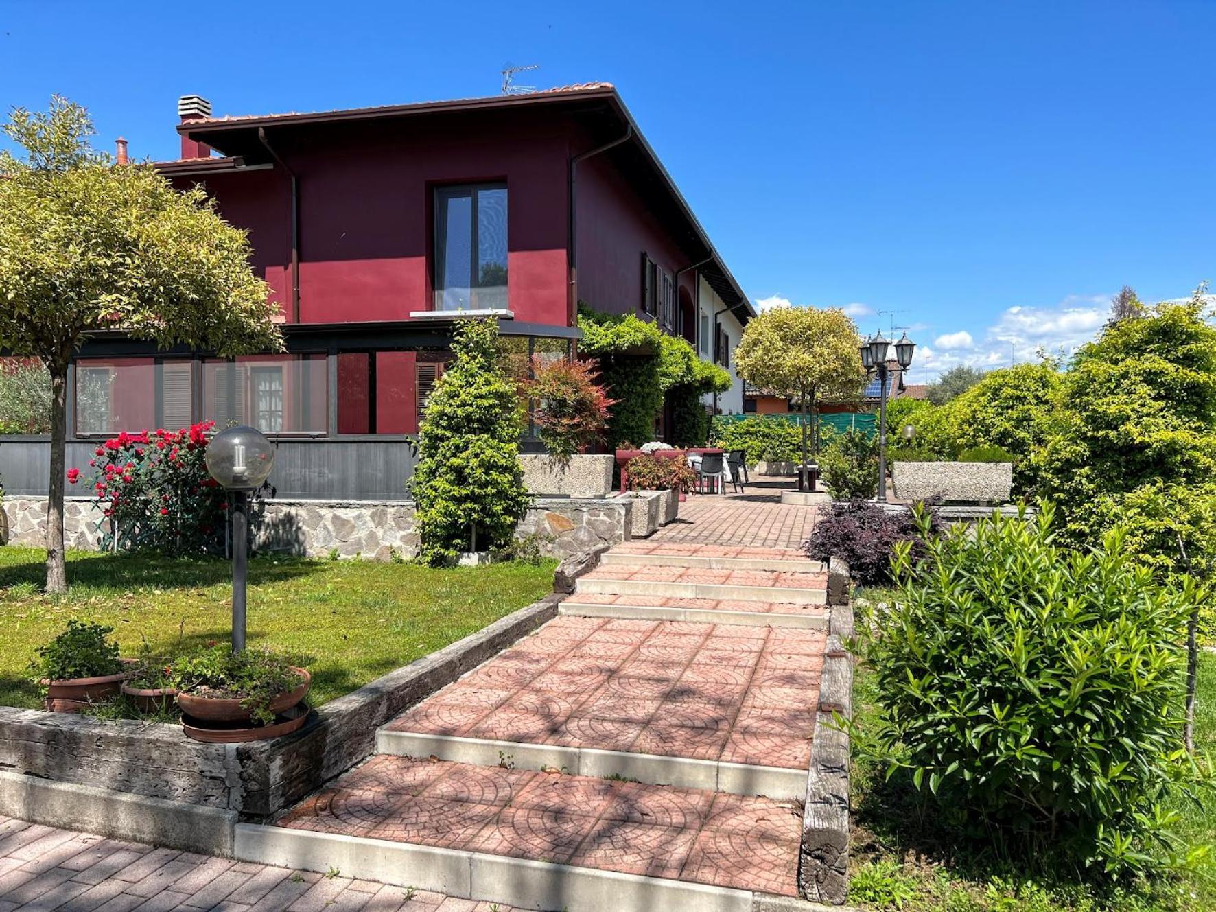 Villarosybeb Paruzzaro Exterior photo