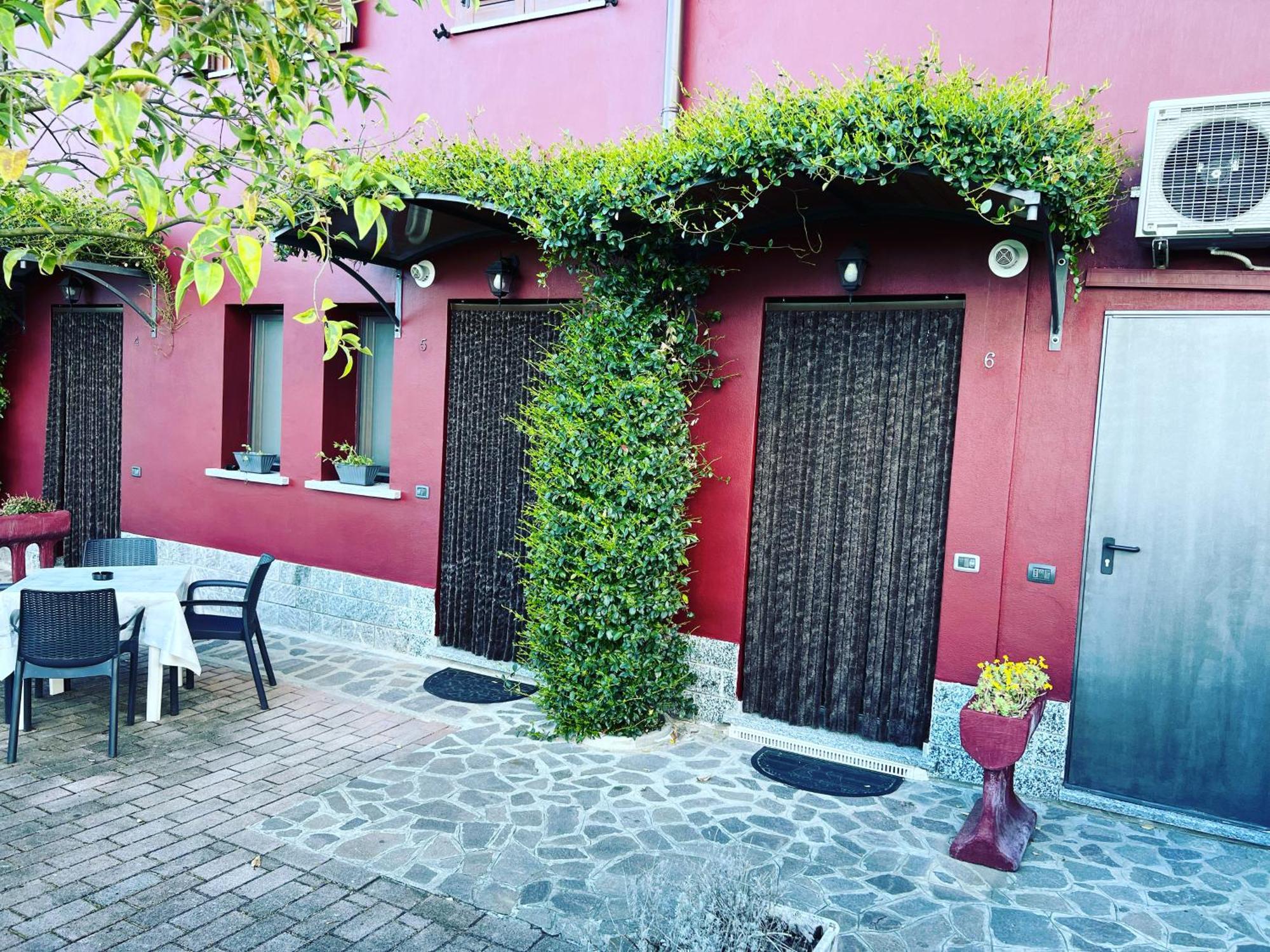 Villarosybeb Paruzzaro Exterior photo
